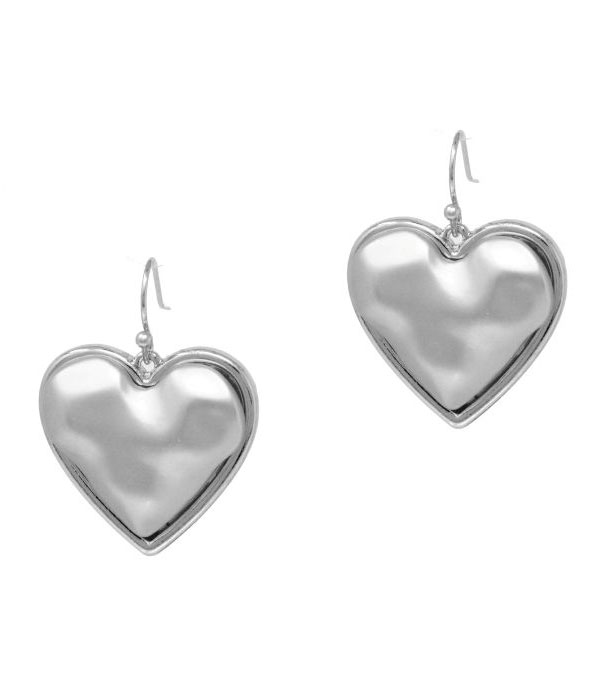 Puffy heart earring