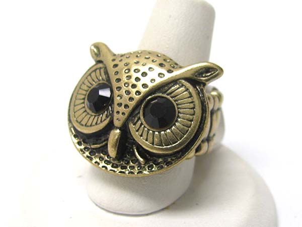 Crystal eye owl stretch ring