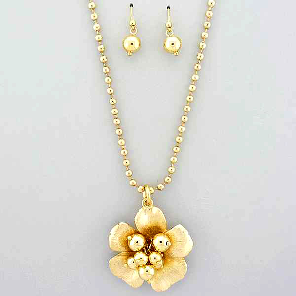 MULTI METAL SMALL BALLS ON CENTER SCRATCH FASHION FLOWER CHAIN NECKLACE EARRING SET