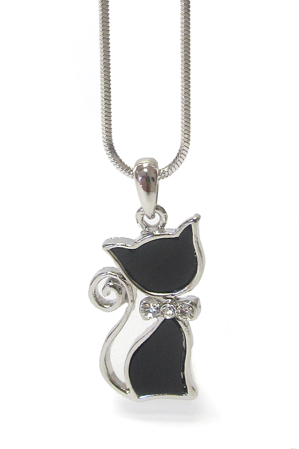 WHITEGOLD PLATING CRYSTAL AND ACRYL DECO CAT PENDANT NECKLACE
