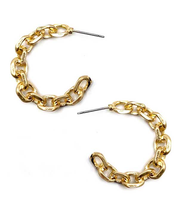 METAL CHAIN HOOP EARRING