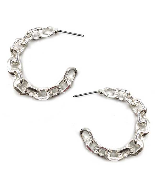 METAL CHAIN HOOP EARRING