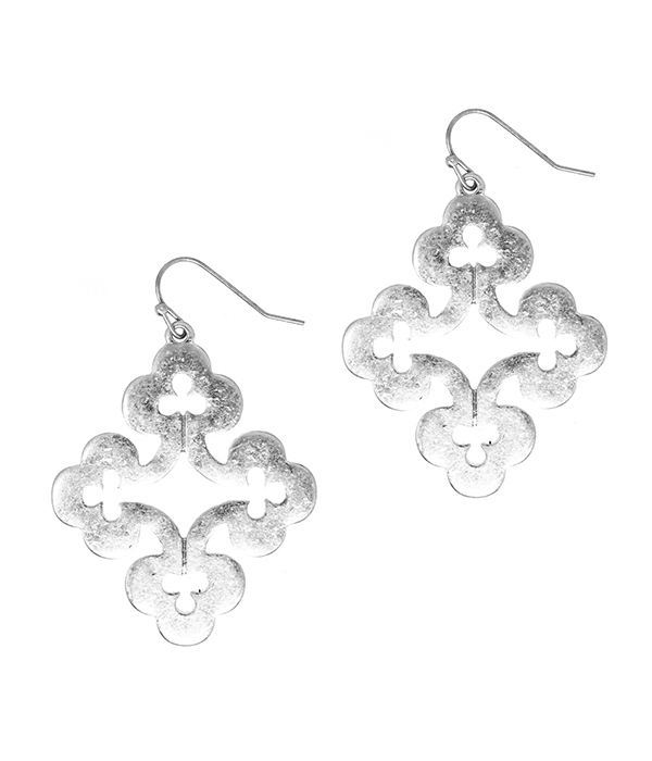 Metal cross earring