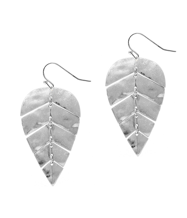 METAL LEAF EARRING