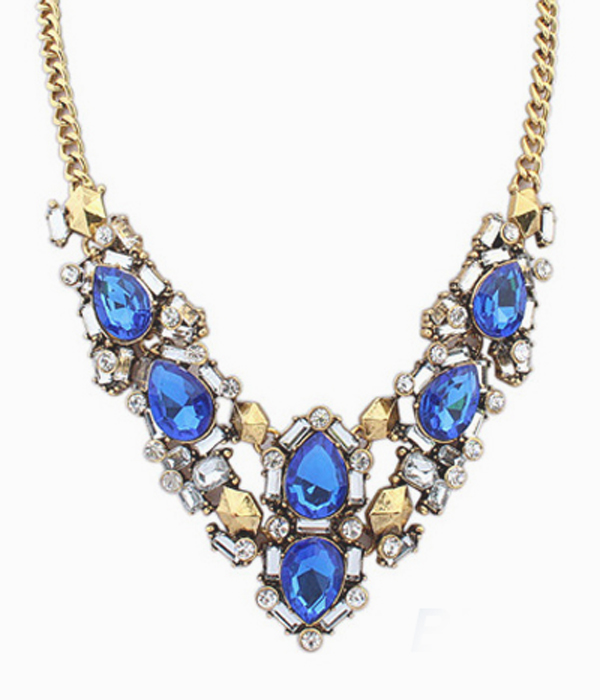 European vintage style glass bib necklace