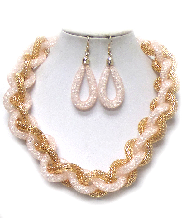 Floating crysatl mesh and metal chain twist necklace set