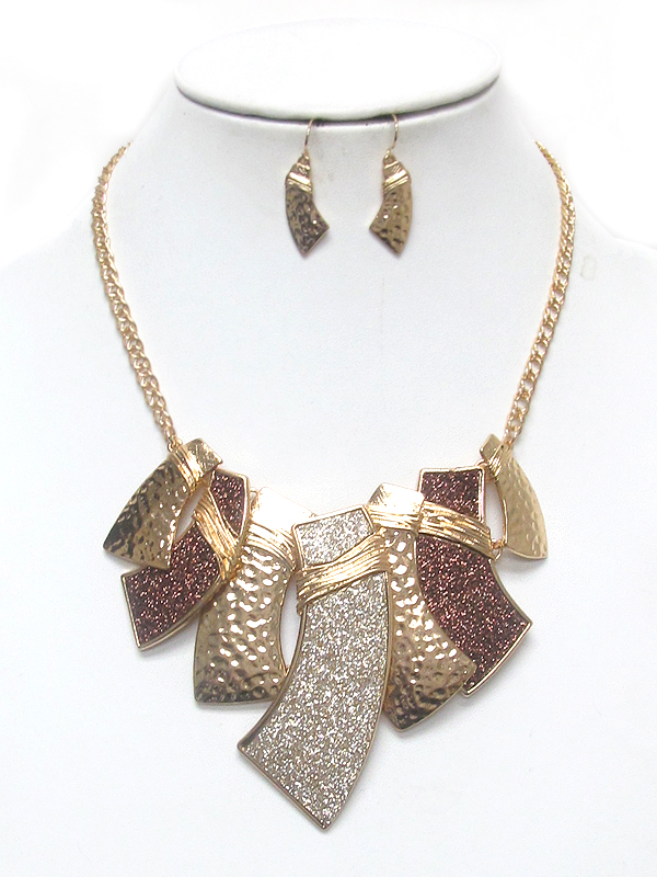 Textured metal and sand blast bar mix necklace set