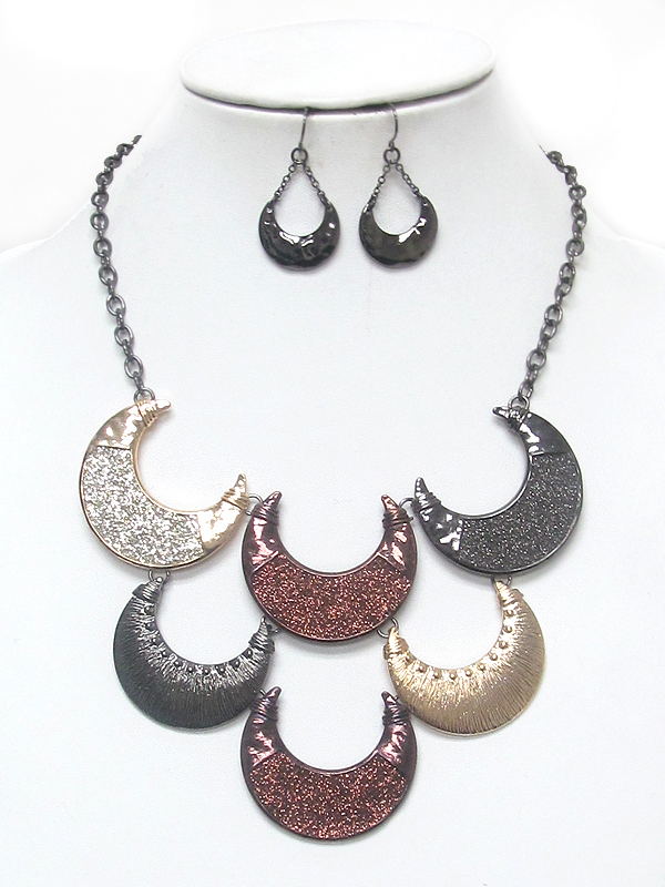 SANDBLAST CRESCENT LINK NECKLACE SET