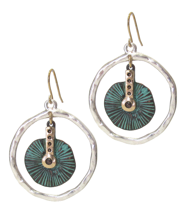 METAL DISC AND RING EARRING