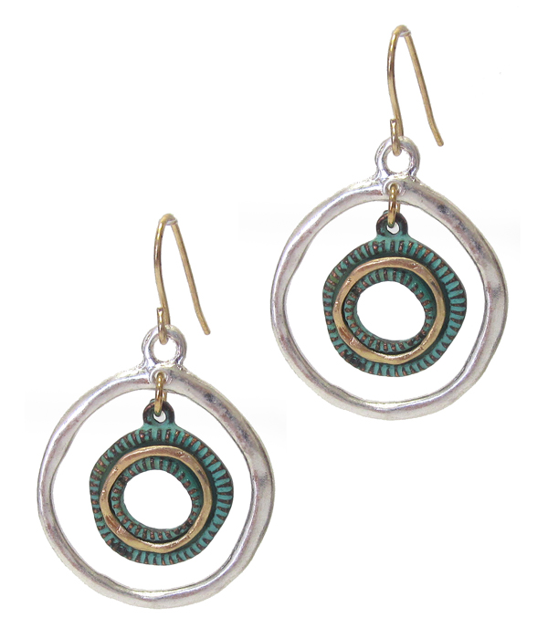 METAL DISC AND RING EARRING