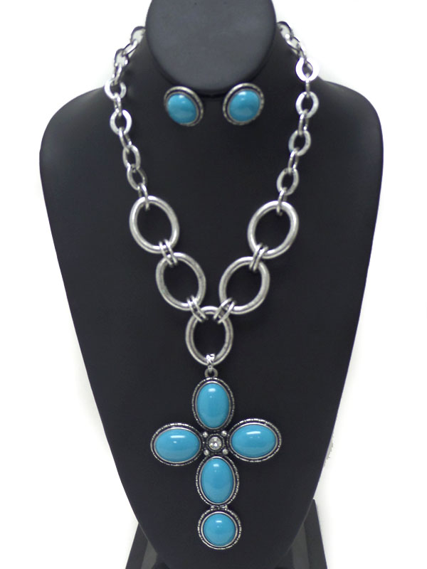 Round chunky link and cabochon cross necklace set