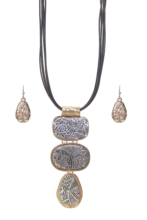 TEXTURED TRIPLE METAL PENDANT AND MULTI CORD NECKLACE SET