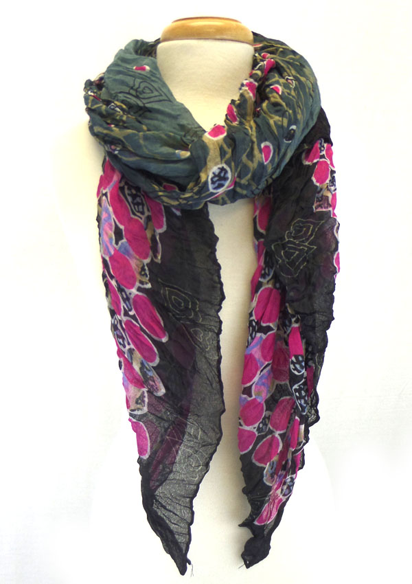 Multi color abstractive pattern scarf