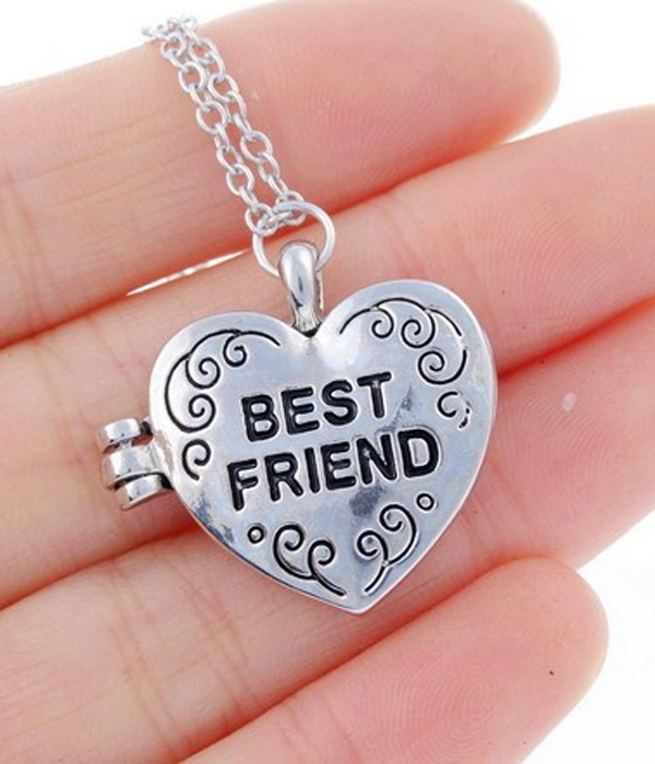 Heart locket necklace - best friend