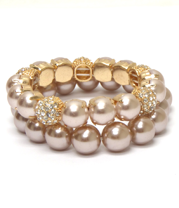 Set of three multi pearls bracelet 