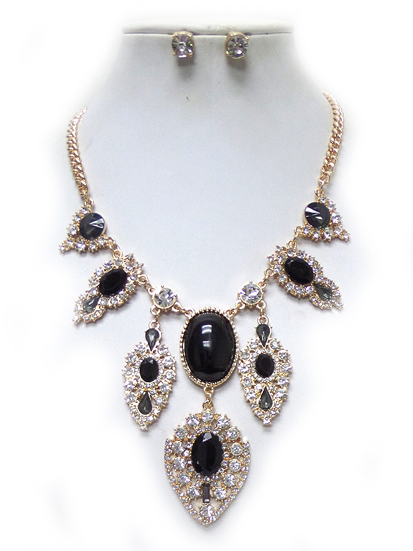 Teardrop shape stones statement necklace set