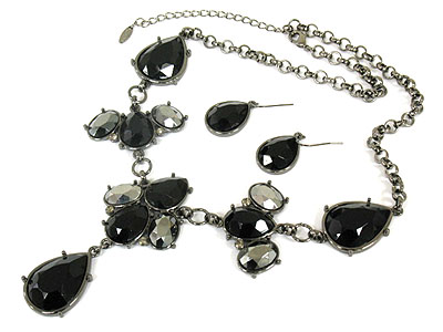 Multi acrylic stone and crystal necklace set