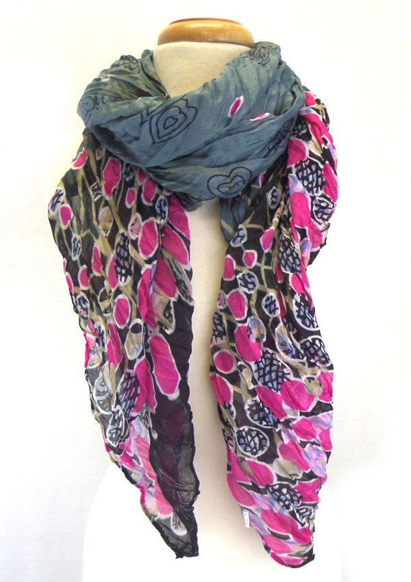 Multi color flower print wrinkled scarf
