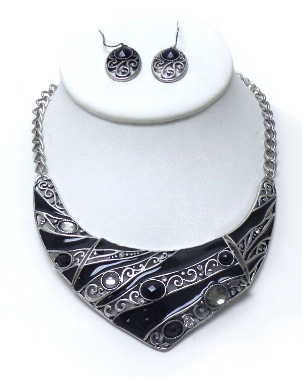 Epoxy and crystal on textured bib necklace set