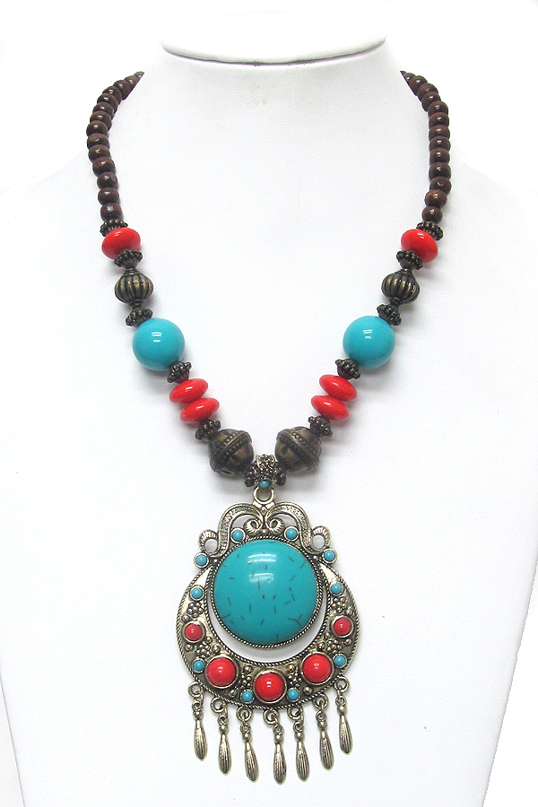 Tibetan silver center turquoise chunkey necklace