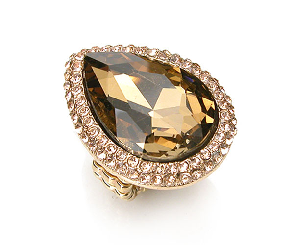 Tear drop stone stretch ring