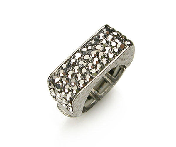 SQUARE CRYSTAL PAVE STRETCH RING
