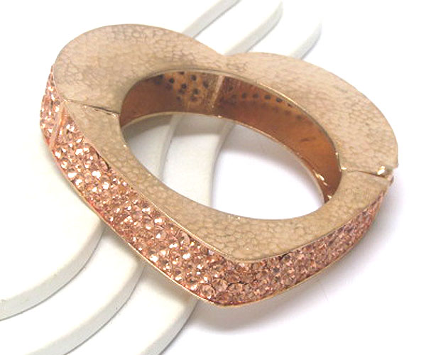 Multi crystal and metal hammered heart on side fashion designer style hinge bangle