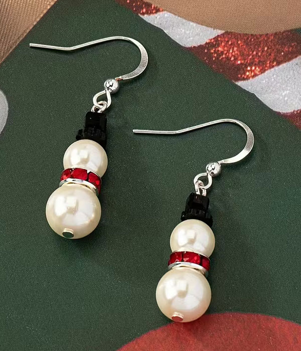 Christmas theme earring - snowman