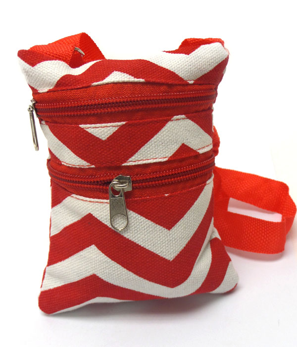 Chevron print messenger bag