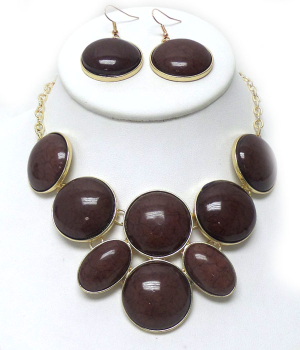 Acrylic linked discs necklace set 