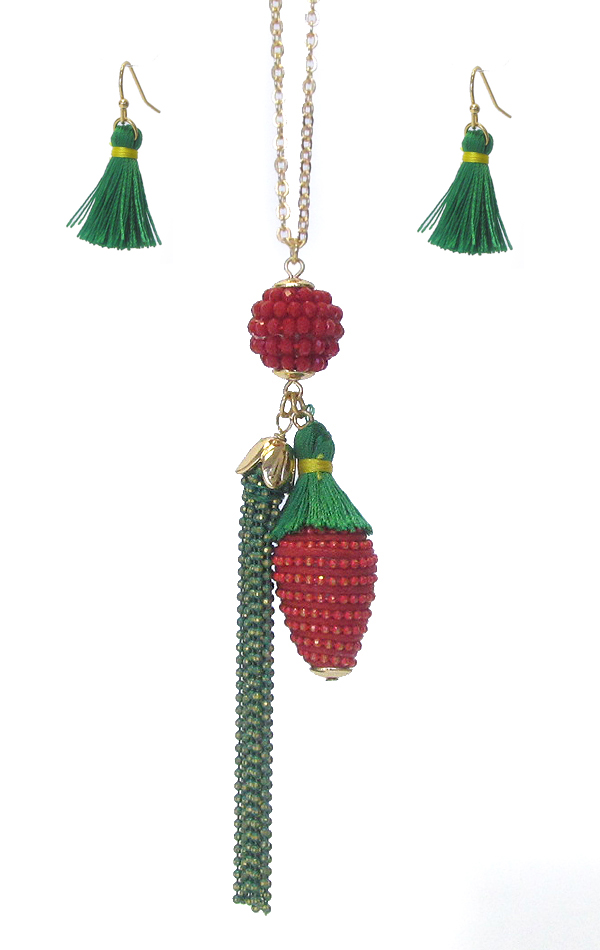 THREAD BALL STRAWBERRY PENDANT LONG NECKLACE SET