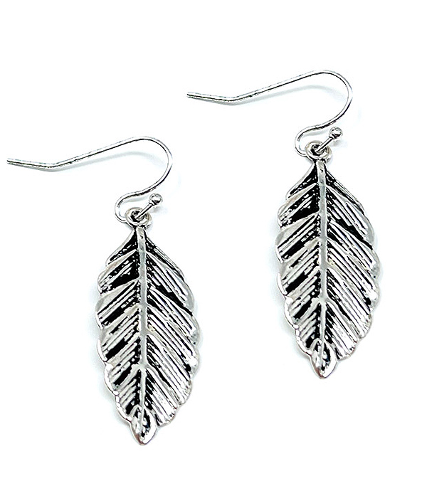 METAL FEATHER EARRING