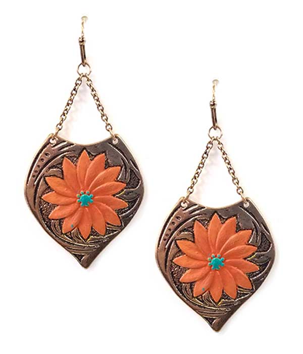 FLOWER PAINT DANGLE DROP EARRING