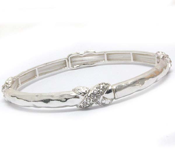 Crystal deco on hammered metal stretch bracelet
