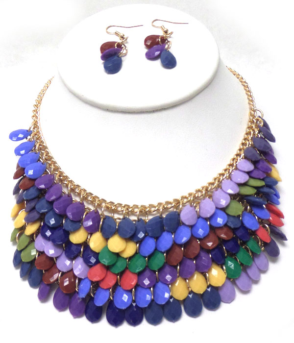 Multi facet acrylic teardrops statement necklace set