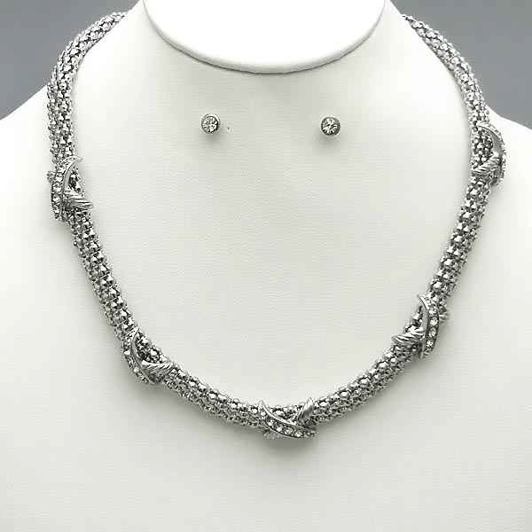 CRYSTAL X PATERN ON FASHION TUB CHAIN NECKLACE EARRING SET