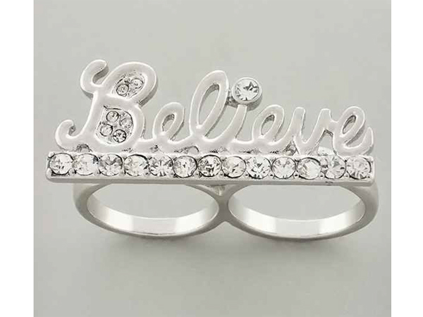 Crystal stud believe theme dual finger ring