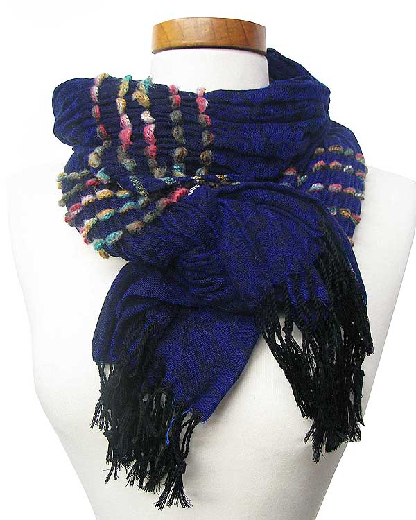 Embellished jaquard muffler