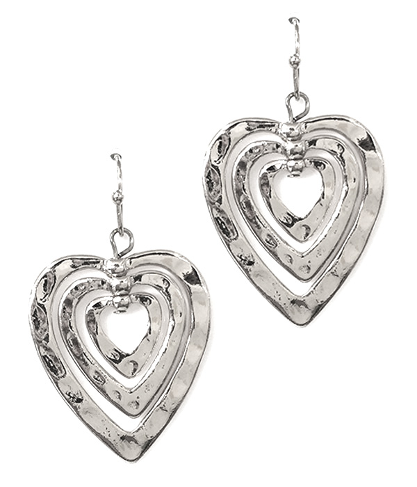 TRIPLE METAL HEART EARRING