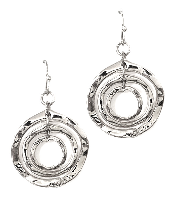 Triple metal ring earring