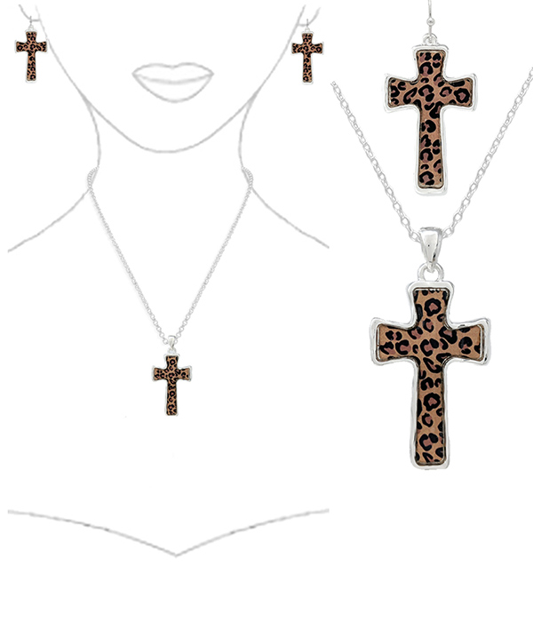 ANIMAL PRINT PATTERN CROSS NECKLACE SET