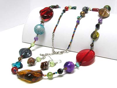 Multi regin and glass beads link long necklace earring set