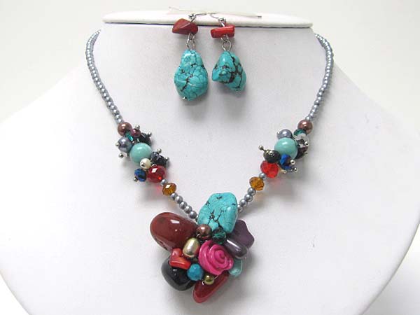 Turquoise and mixed natural chip stone cluster pendant necklace earring set