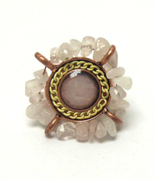 Round genuine and chip stone border stretch ring
