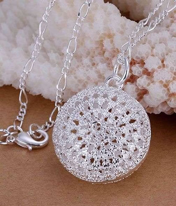 925 sterling silver plated metal filigree pendant necklace