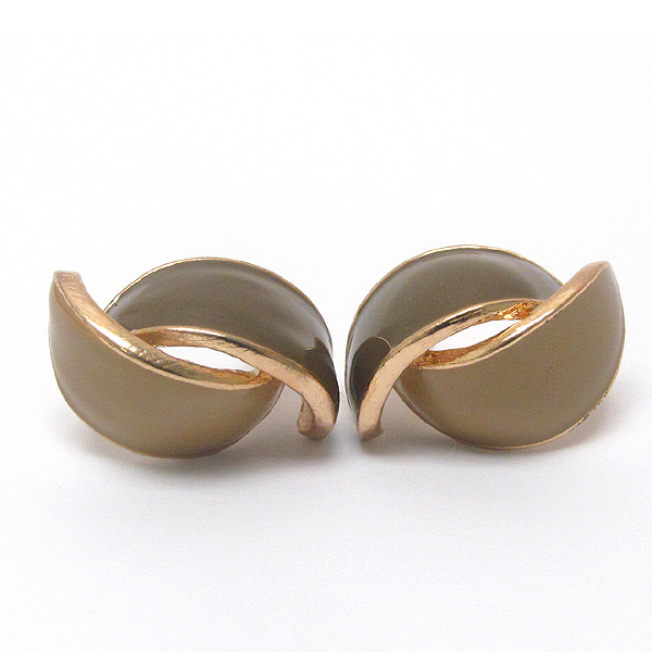 Epoxy color metal petal earring