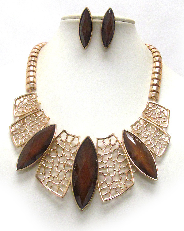 Facet glass stone and cut out metal link bib style necklace earring set