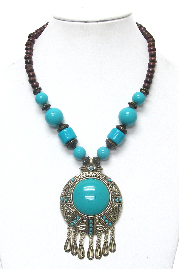 Tibetan silver disk and center turquoise chunky necklace