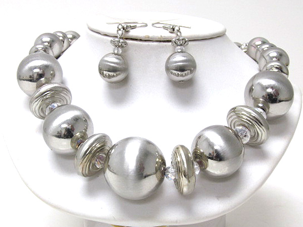 Multi metal fashion balls and  multi metal ring with crystal glass necklace earring set