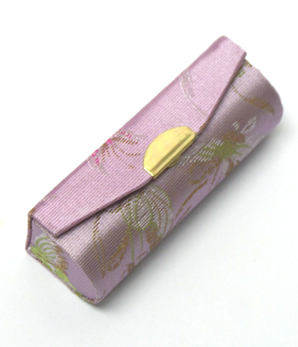 Designed lipstick holder with mirror